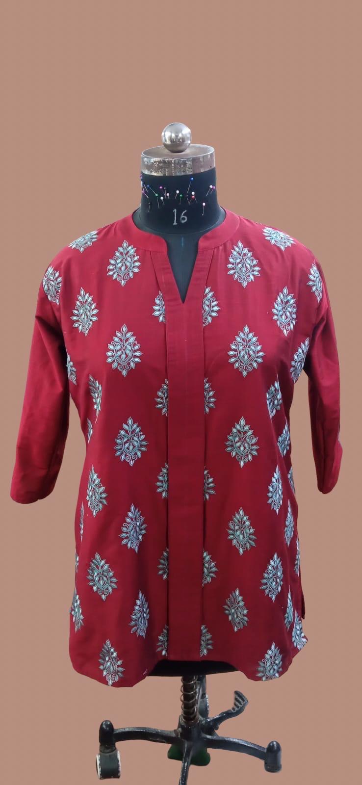 WOMEN TOP