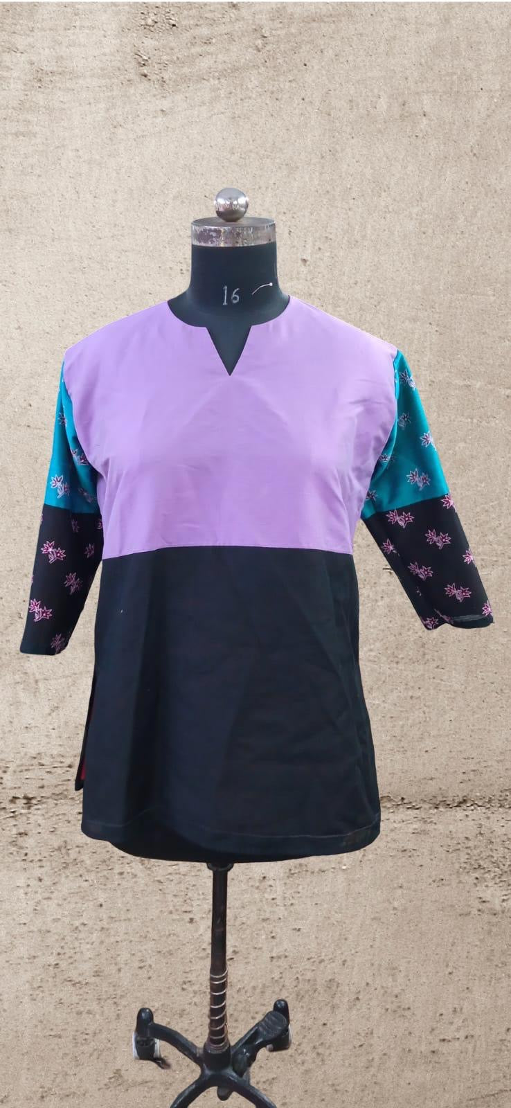 WOMEN TOP