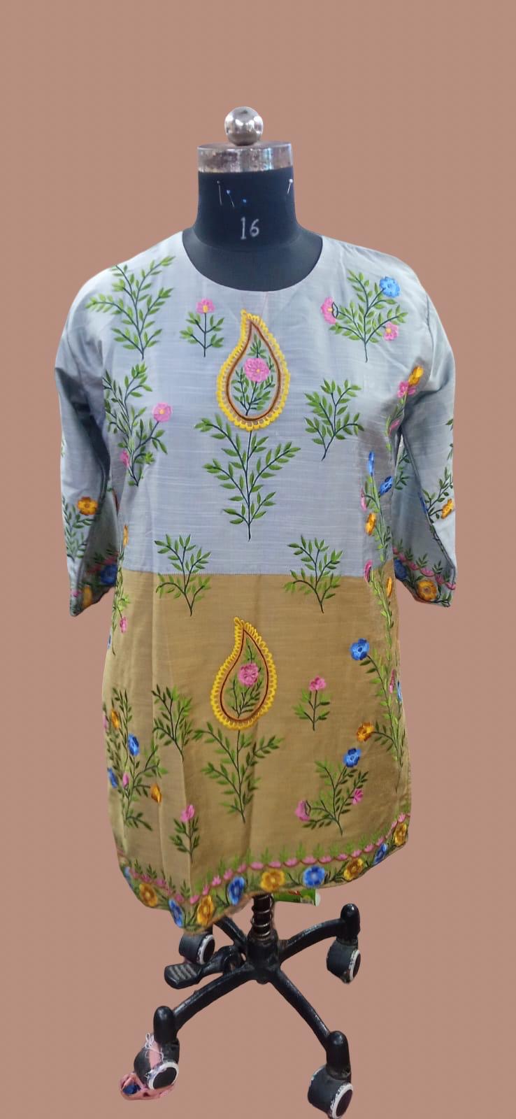 WOMENS TOP