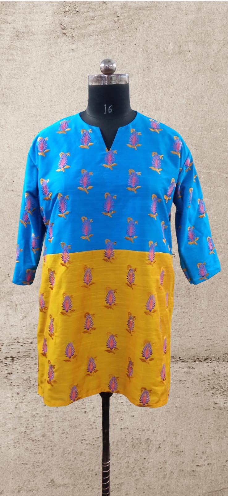 WOMEN  TOP