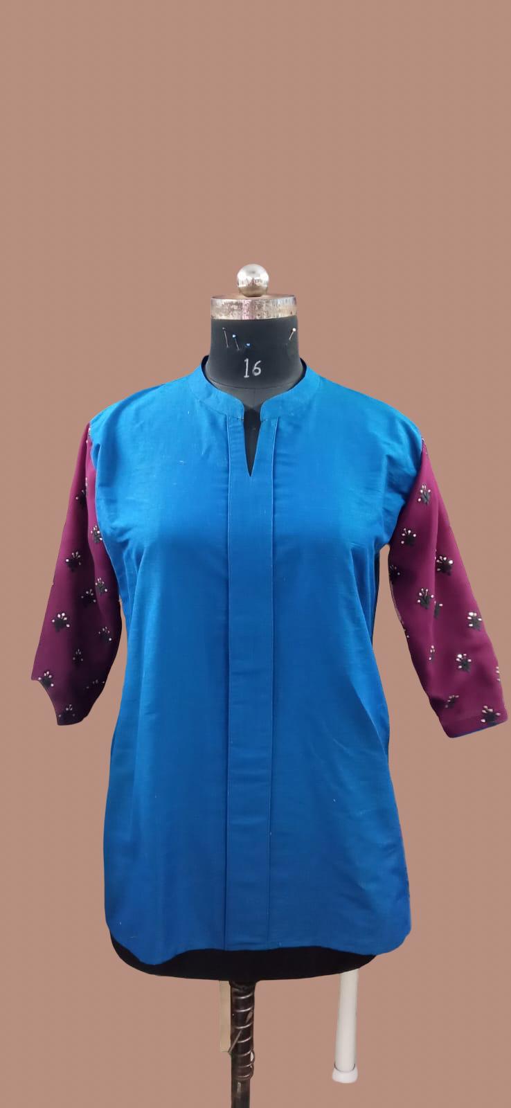 WOMEN TOP